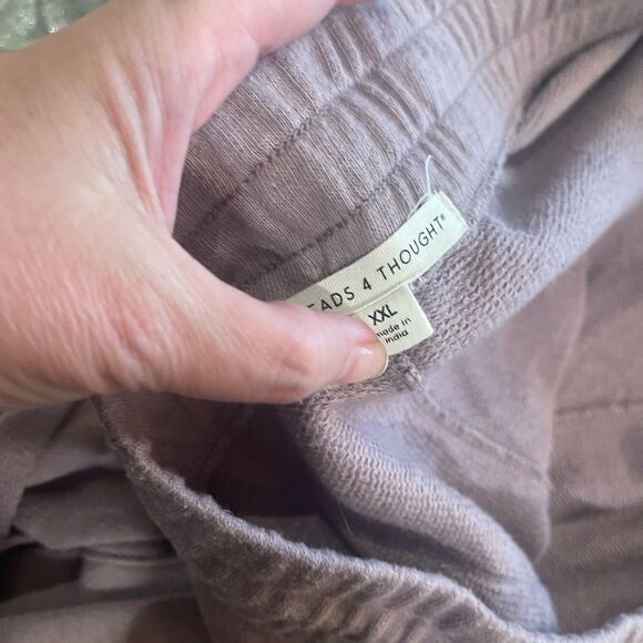17 Birdie Roll Hem Shorts from Stitch Fix! - Picture 5 of 8
